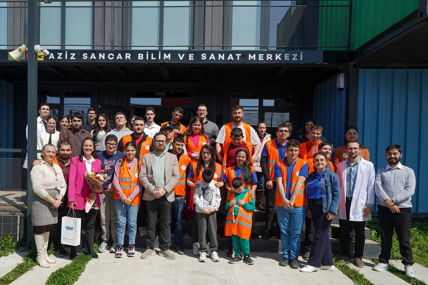 Beylikdüzü’nde Özel Bireyler Teknoloji ile Güçleniyor